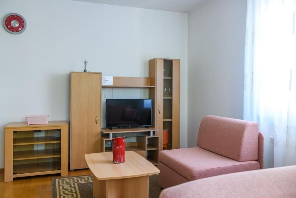 Apartment Sunce Πούλα Εξωτερικό φωτογραφία